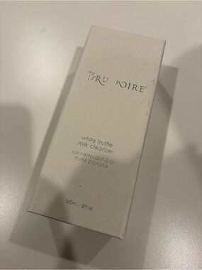 NWT Factory-Sealed Truffoire White Truffle Milk Cleanser